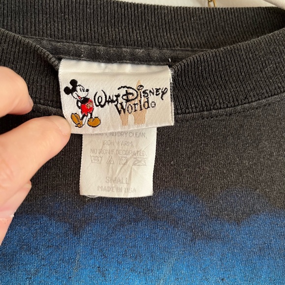 Rare Vintage 90s Disney Countdown to Extinction Shirt - Picture 4 of 6